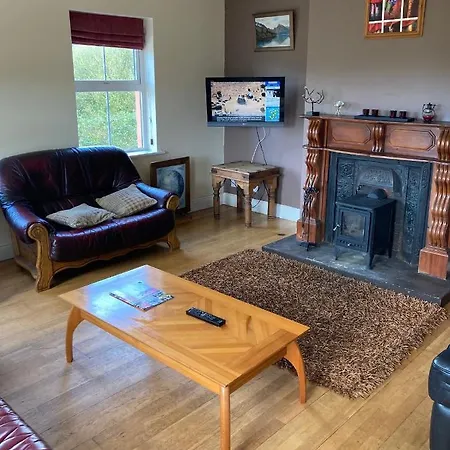 House - Self Catering Glencolumbkille