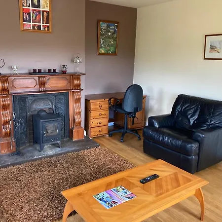 House - Self Catering Lodge Gleann Cholm Cille